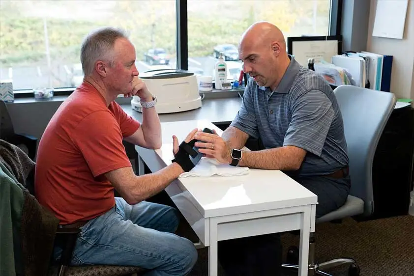 armworks hand therapist