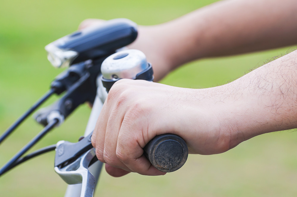 Conquering Wrist Pain Tips for Enjoying Mountain Biking